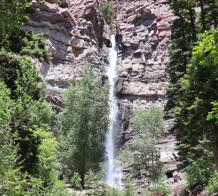 cascade-falls-park-photo